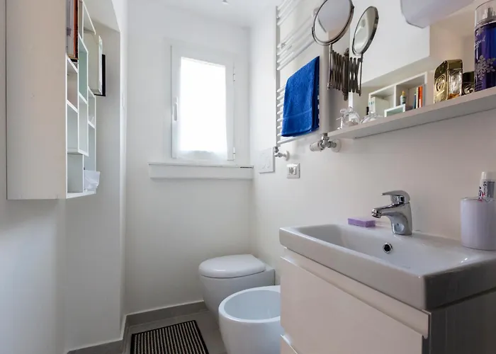 Commenda White Apartment Mailand