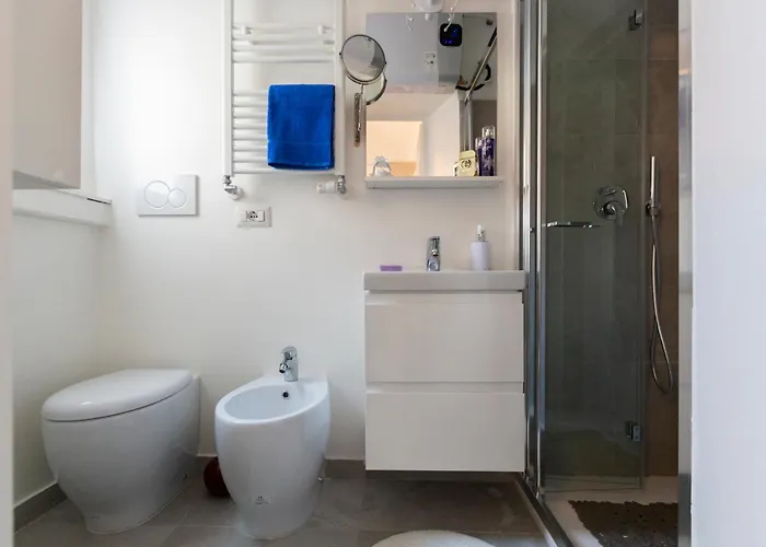 Commenda White Mailand