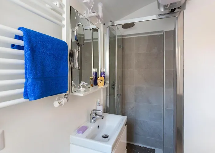 Commenda White Apartment Mailand