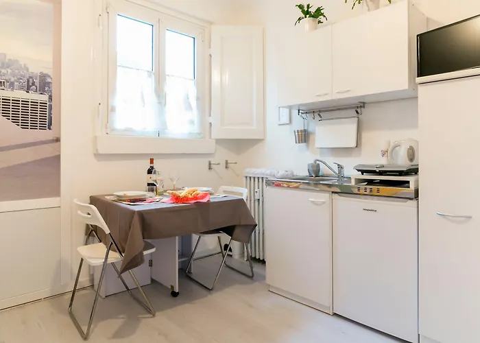 Commenda White * Mailand