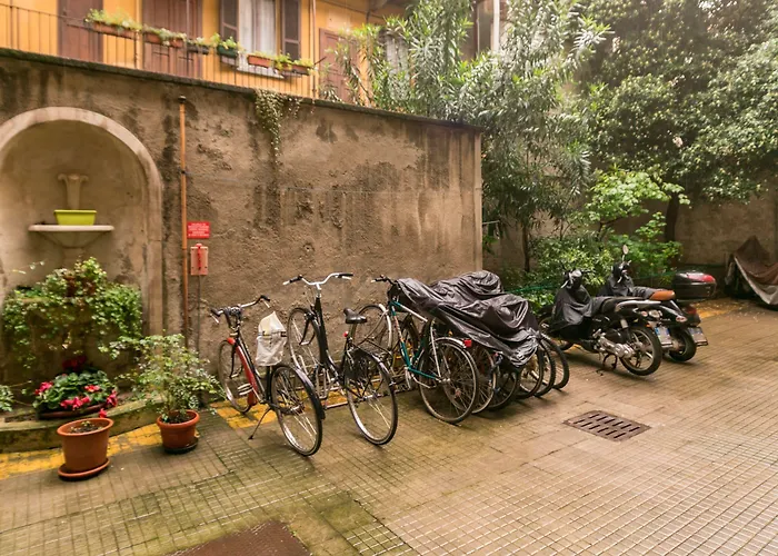 Commenda White Apartment