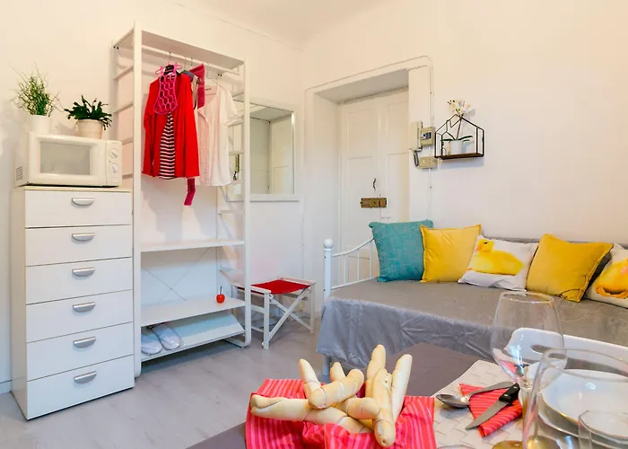 Apartment Commenda White Mailand