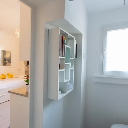 Commenda White Appartement Milaan